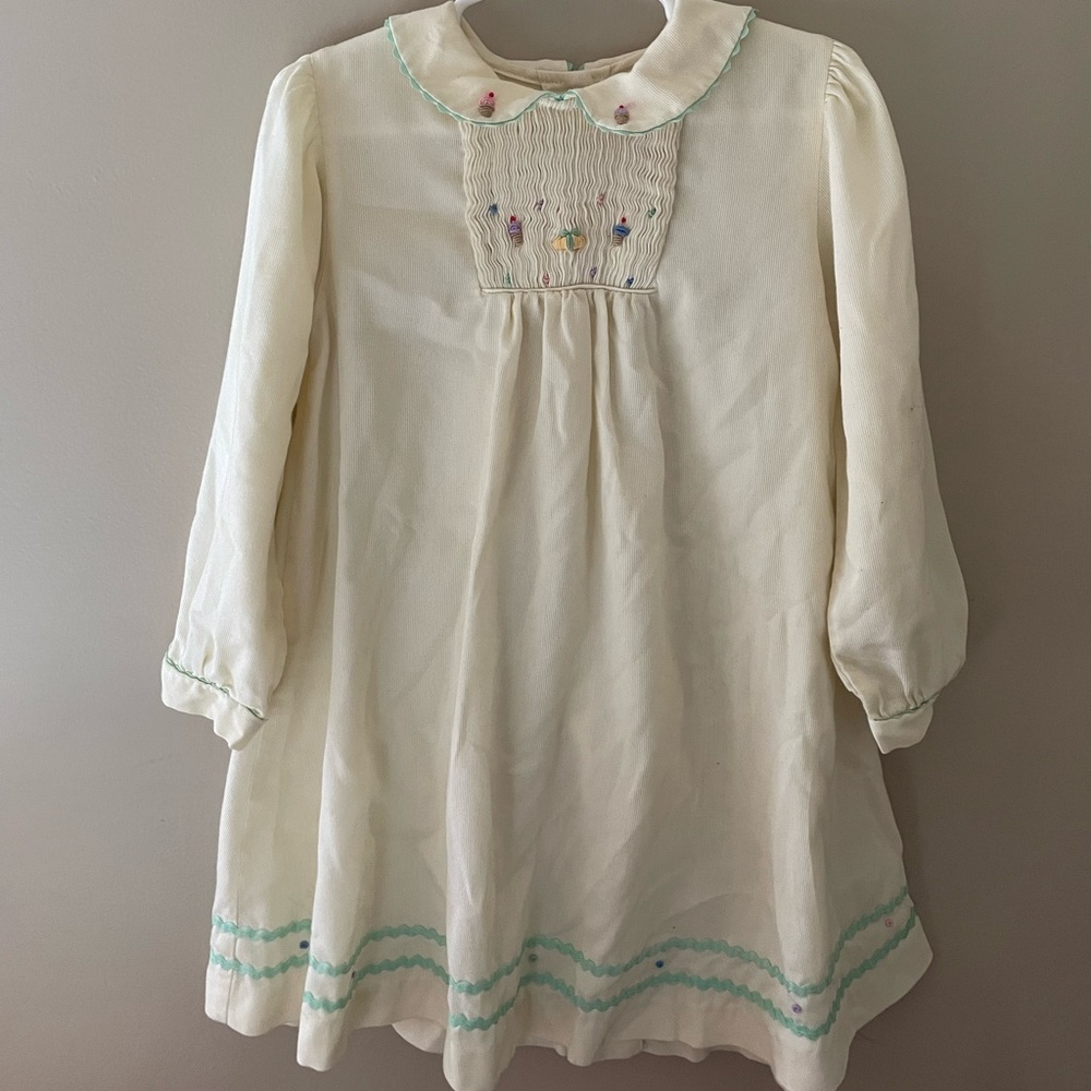 Vintage style beautiful dress 3t Royal child